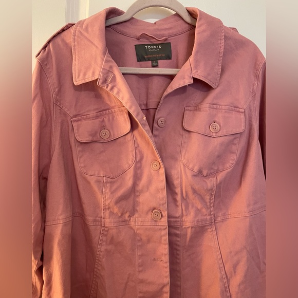 Torrid, pink canvas like button up jacket. Size 3 (22/24) - Picture 6 of 6